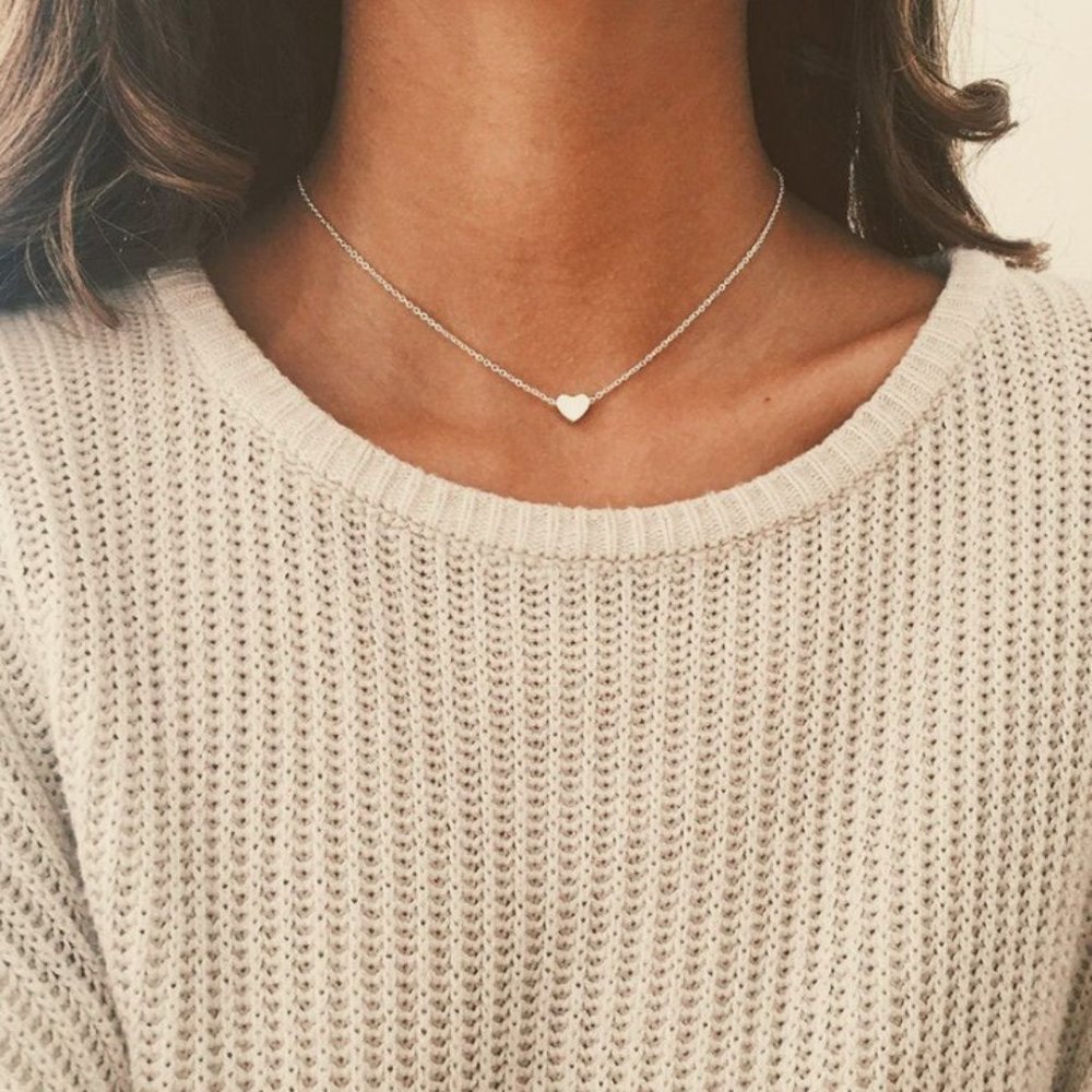 🍏50% OFF/3+...Dainty Necklace with Small Heart Charm (Silver tone)